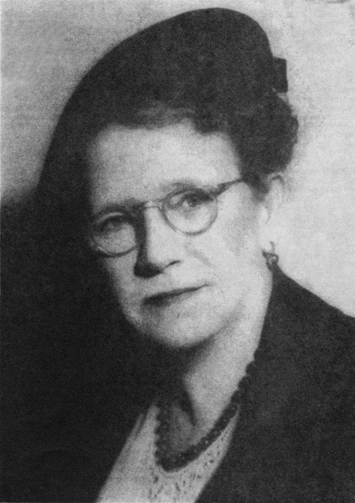 Photograph of Muriel Heagney. [photograph]