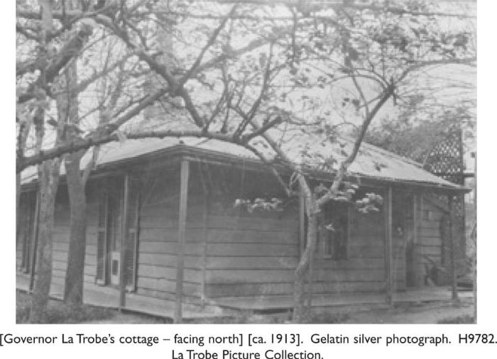 Governor La Trobe’s cottage — facing north ca. 1913. Gelatin silver photograph. H9782. La Trobe Picture Collection. [photograph]